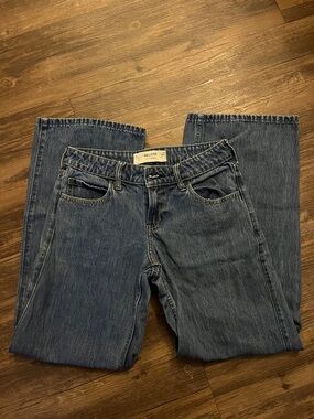 Hollister Classic Indigo Straight-Leg Jeans